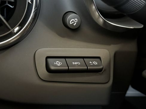 Used 2022 Chevrolet Camaro ZL1 RWD image 31