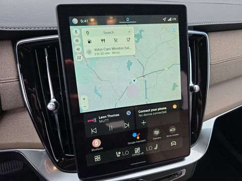 New 2026 Volvo XC90 B6 Plus w/ Protection Package Premier image 15