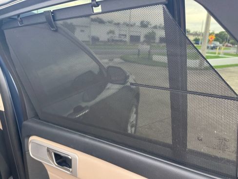 Used 2020 Ford Explorer Limited RWD image 30