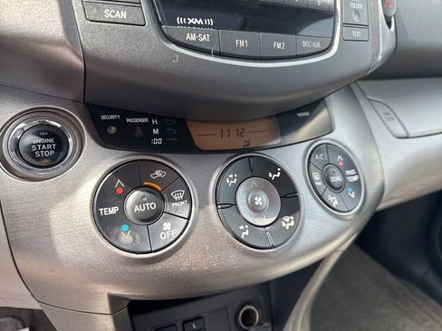 Used 2010 Toyota RAV4 Limited AWD/4WD image 21