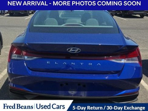 Used 2023 Hyundai Elantra SEL w/ Convenience Package FWD image 6