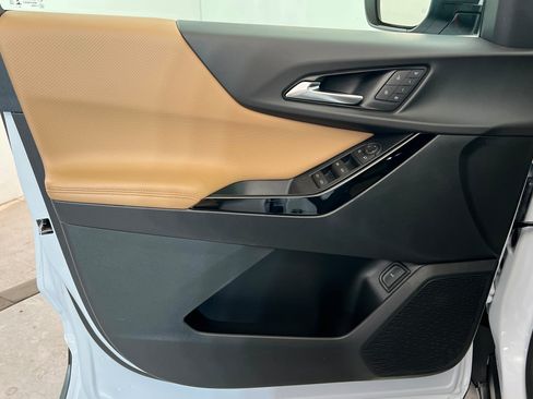 New 2026 Chevrolet Equinox ACTIV w/ Convenience Package III image 15