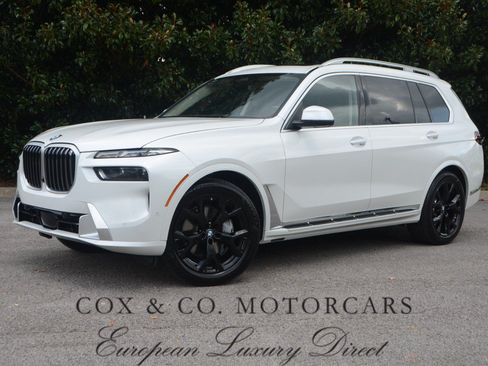 Used 2025 BMW X7 xDrive40i w/ Premium Package AWD/4WD image 1