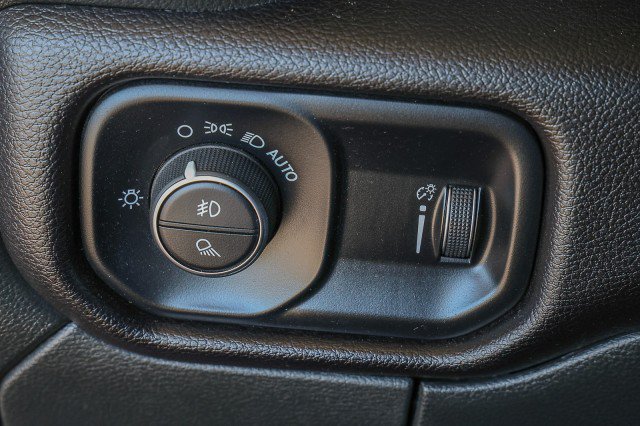 Used 2025 RAM 2500 Big Horn AWD/4WD image 27