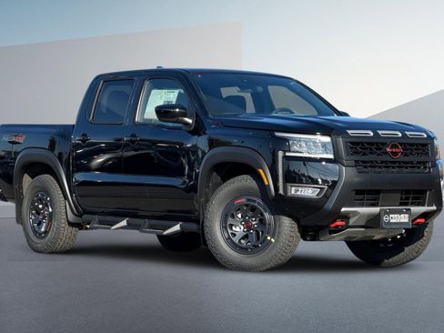 New 2026 Nissan Frontier PRO-4X w/ Tow Package image 2