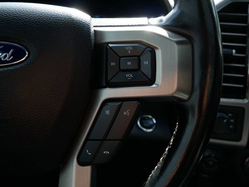 Used 2018 Ford F150 Platinum w/ Equipment Group 701A Luxury AWD/4WD image 19