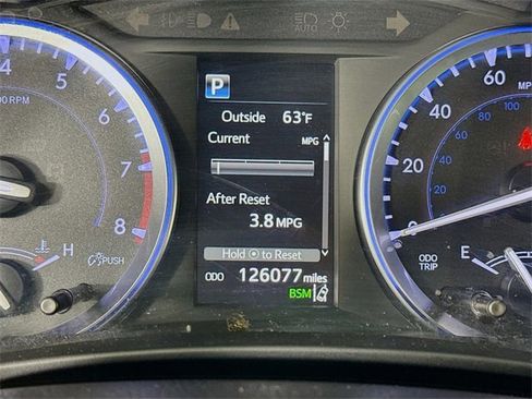 Used 2019 Toyota Highlander Limited image 12