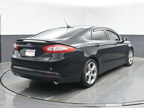 Used 2016 Ford Fusion SE w/ Equipment Group 201A FWD image 14