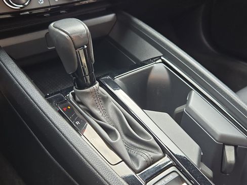 Used 2023 Honda Accord Sport image 26