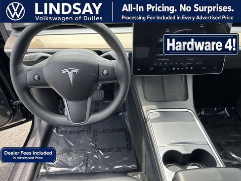Used 2024 Tesla Model Y Long Range AWD/4WD image 10