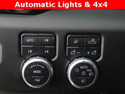 Used 2024 GMC Sierra 1500 AT4 w/ AT4 Premium Package image 21