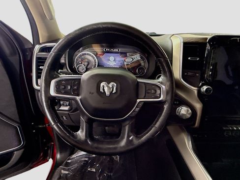 Used 2019 RAM 1500 Laramie RWD image 13