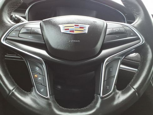 Used 2023 Cadillac XT5 Luxury image 14