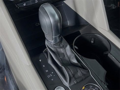 Used 2019 Volkswagen Atlas SEL R-Line image 23