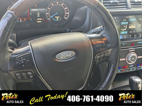Used 2017 Ford Explorer Platinum image 35