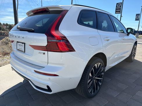 New 2026 Volvo XC60 B5 Ultra w/ Protection Package Premier image 2