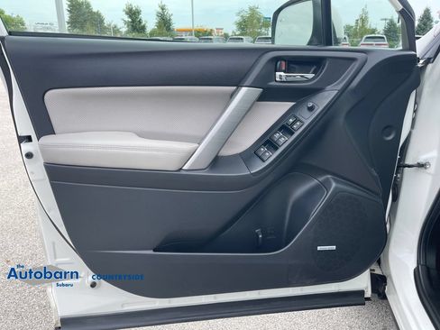 Used 2018 Subaru Forester 2.5i Limited AWD/4WD image 10