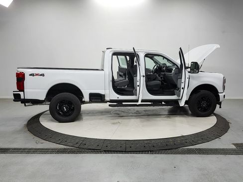 Used 2023 Ford F250 XL w/ STX Appearance Package AWD/4WD image 16