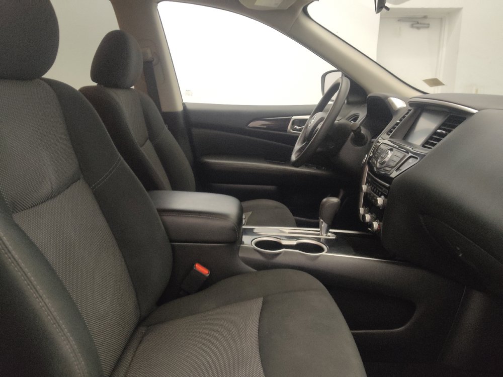 Used 2019 Nissan Pathfinder S FWD image 21
