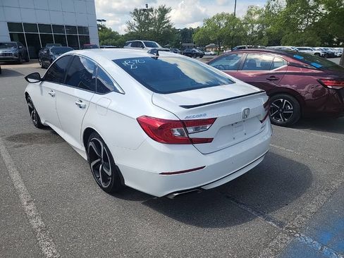 Used 2022 Honda Accord Sport image 2