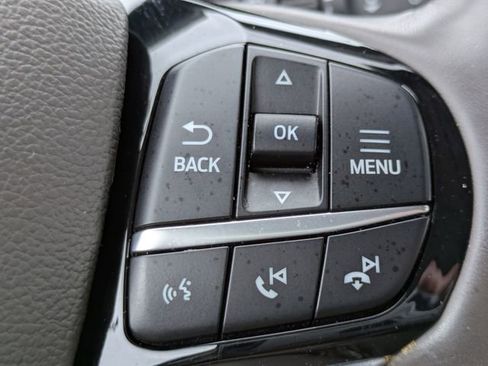 Certified 2023 Ford Explorer Platinum w/ Technology Package image 27