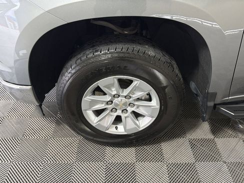 Used 2024 Chevrolet Silverado 1500 LT image 12