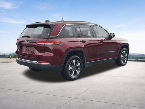 Used 2024 Jeep Grand Cherokee Limited 4xe AWD/4WD image 5