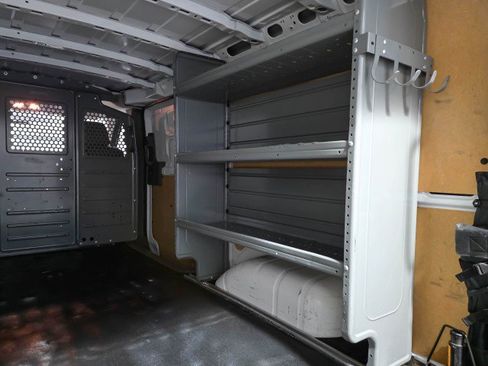 Used 2021 Nissan NV 1500 SV image 11