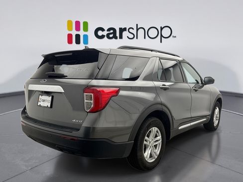Used 2023 Ford Explorer XLT AWD/4WD image 5