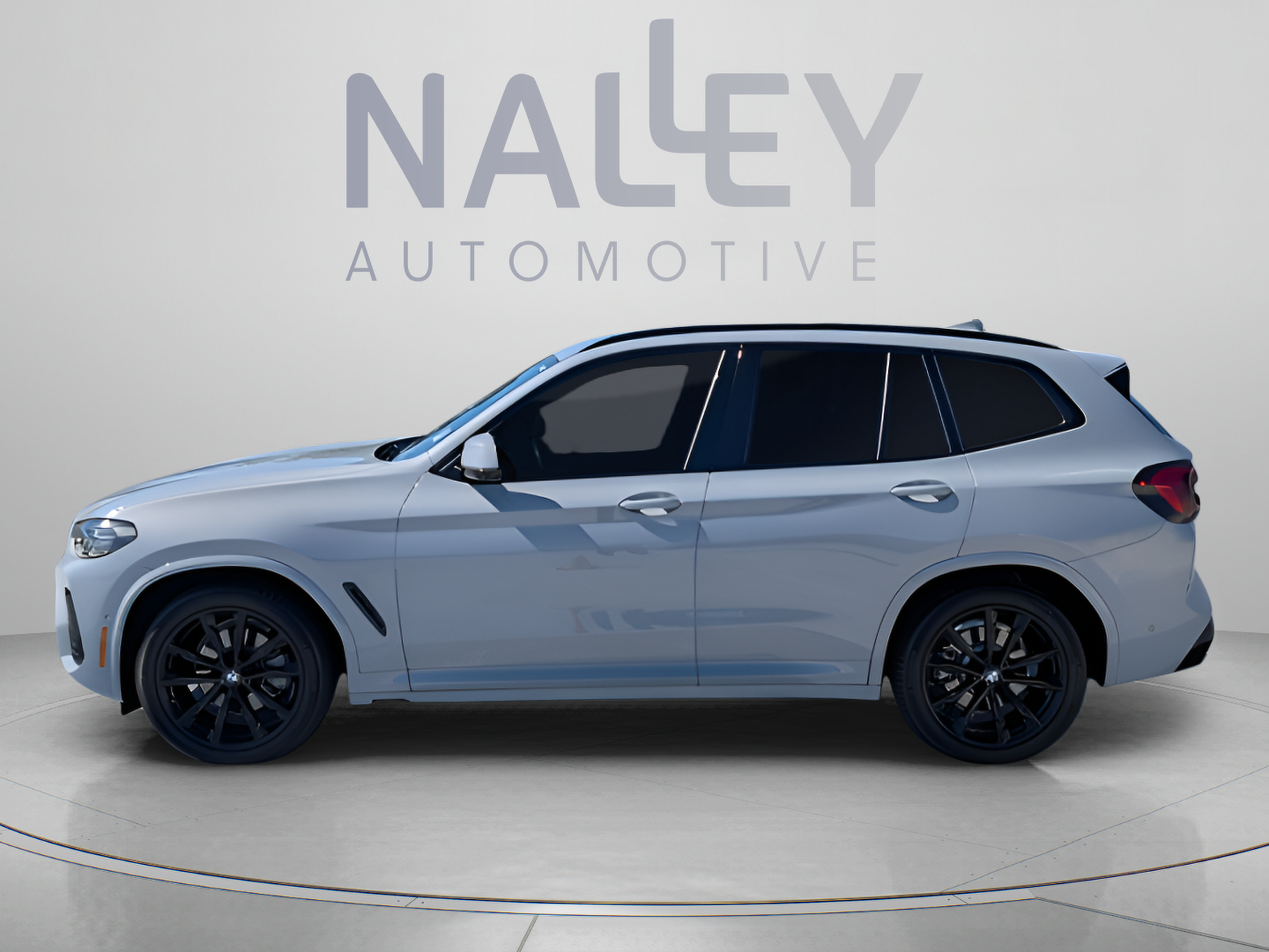 Used 2023 BMW X3 sDrive30i w/ M Sport Package RWD image 2