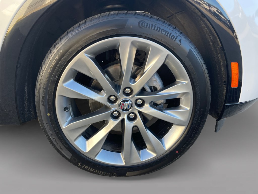 Used 2023 Buick Envision Essence w/ Sport Touring Package AWD/4WD image 9
