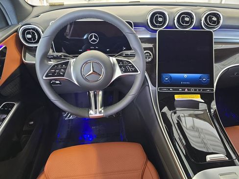 New 2026 Mercedes-Benz GLC 300 4MATIC image 17