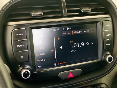 Used 2023 Kia Soul LX w/ Option Group 015 image 10