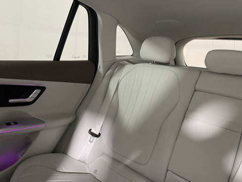 Certified 2023 Mercedes-Benz EQE 500 4MATIC SUV image 13