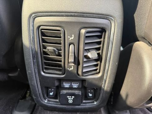 Used 2017 Jeep Grand Cherokee Limited AWD/4WD image 26