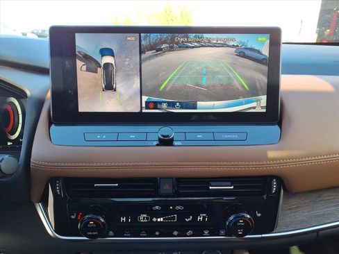 New 2026 Nissan Rogue Platinum w/ Platinum Premium Package image 9