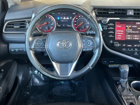 Certified 2020 Toyota Camry XSE image 18