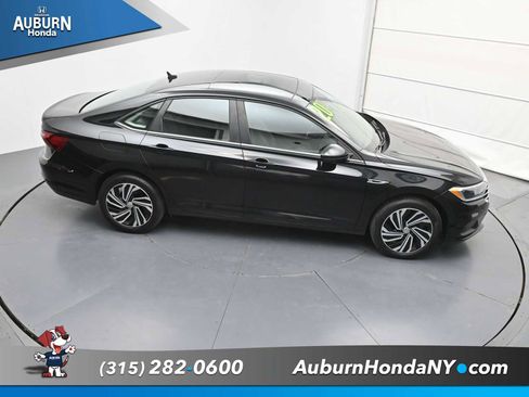 Used 2020 Volkswagen Jetta SEL image 29