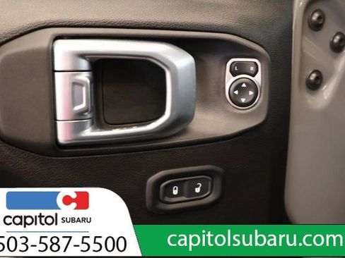 Used 2023 Jeep Wrangler Sport S image 10