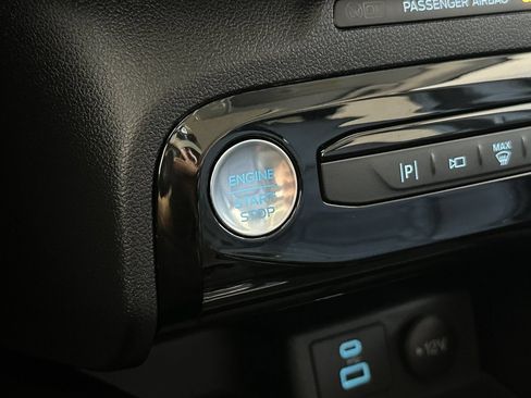 Certified 2023 Ford Escape SE w/ PHEV Premium Package FWD image 22