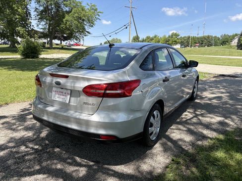 Used 2018 Ford Focus S FWD image 5