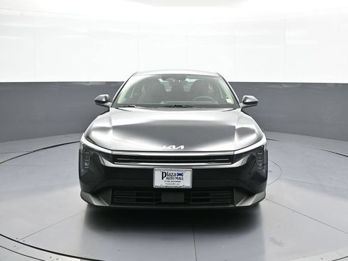 Used 2025 Kia K4 FWD image 2