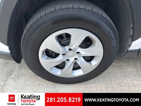 Certified 2025 Toyota RAV4 LE AWD/4WD image 10
