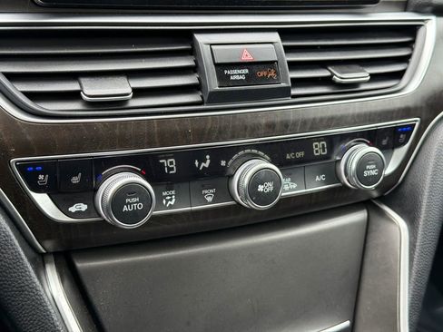 Used 2022 Honda Accord Touring image 26