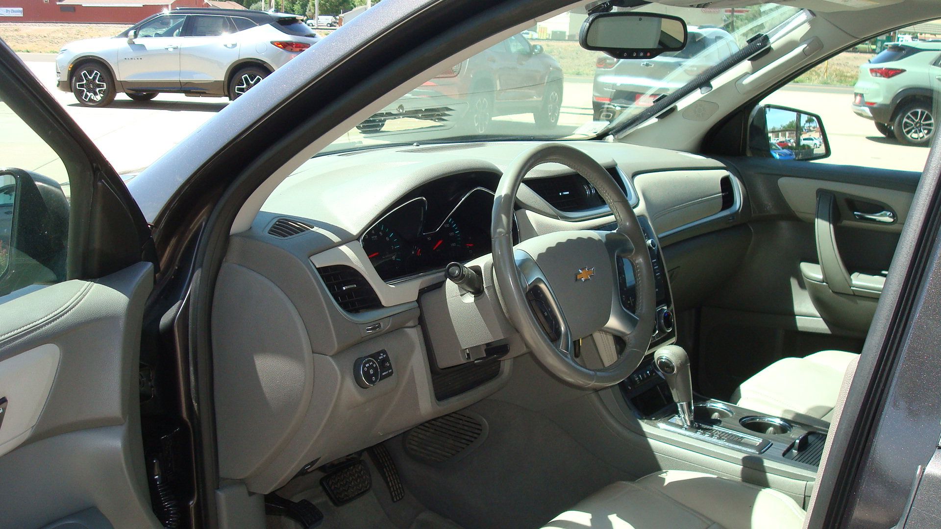 Used 2014 Chevrolet Traverse LT AWD/4WD image 8