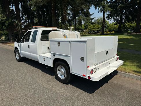 Used 2008 Ford F350 XL RWD image 3