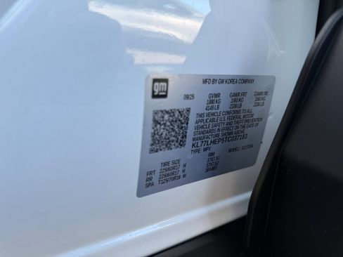 New 2026 Chevrolet Trax LT w/ Driver Confidence Package image 29