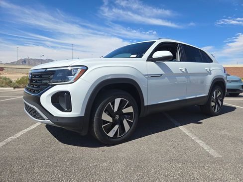 New 2025 Volkswagen Atlas Cross Sport SE FWD image 2