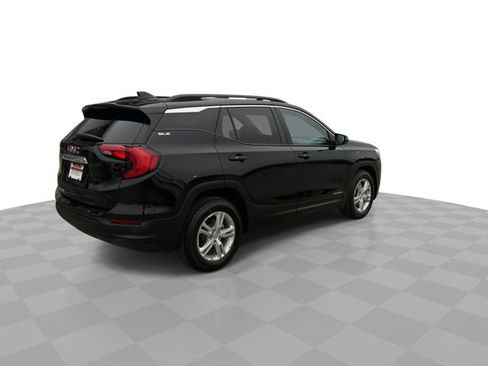 Used 2021 GMC Terrain SLE w/ Driver Convenience Package FWD image 8