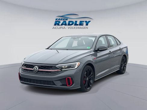 Certified 2022 Volkswagen Jetta GLI Autobahn w/ GLI Black Package image 5